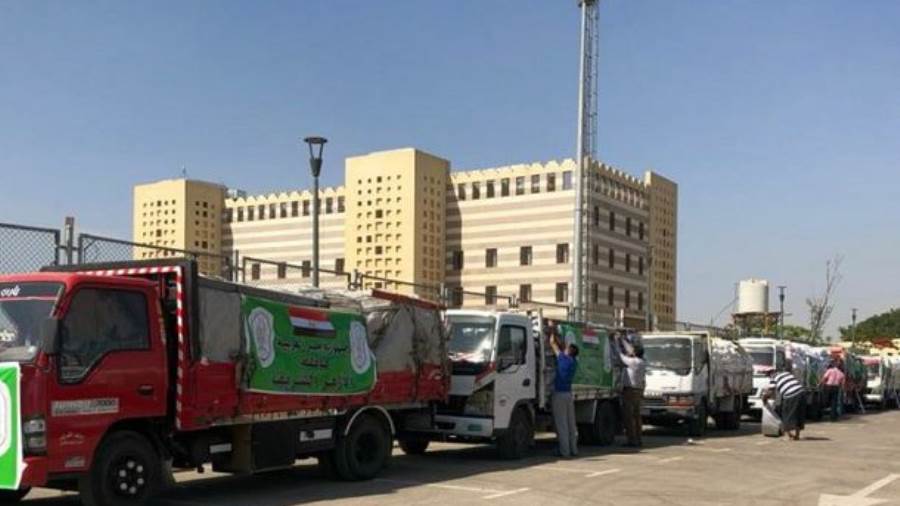الأزهر يرسل قافلة إغاثية من 150 طنا مواد طبية وغذائية إلى غز