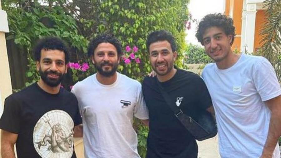 محمد صلاح يقضي الاجازة برفقة محمد هاني وتريزيجيه وغالي