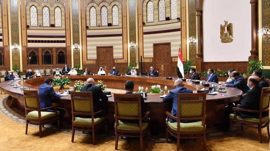 السيسي: مصر تمضي قدما في مسارين متوازيين مكافحة الإرهاب ومسا