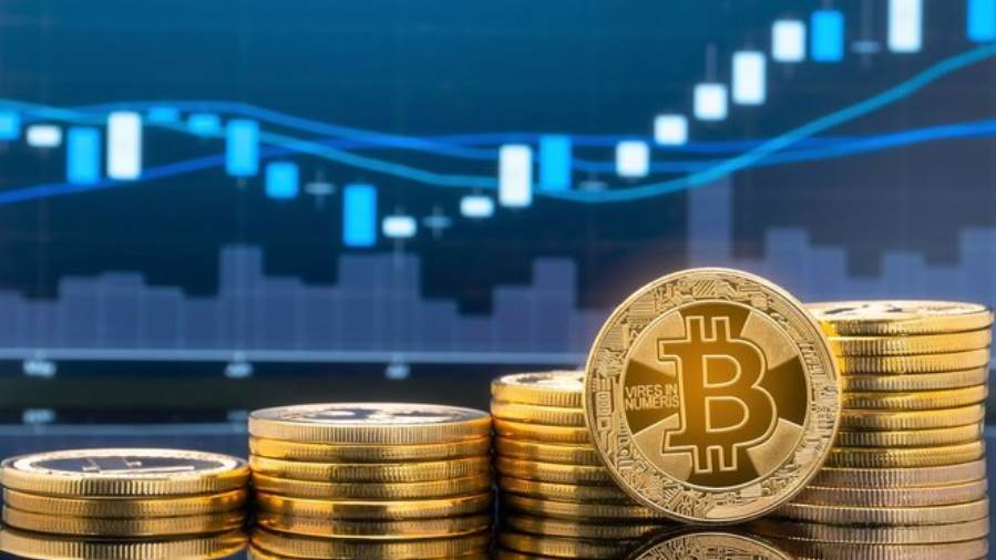 بيتكوينترتفع 1.9 % إلى نحو 35 ألف دولار