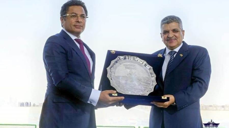 الفريق أسامة ربيع