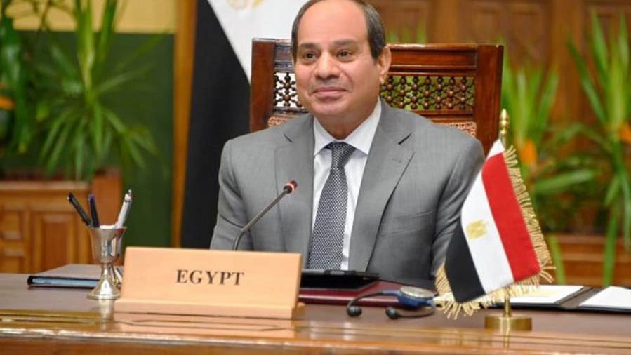 السيسي يؤكد تسخير مصر جميع إمكانياتها لدعم لبنان