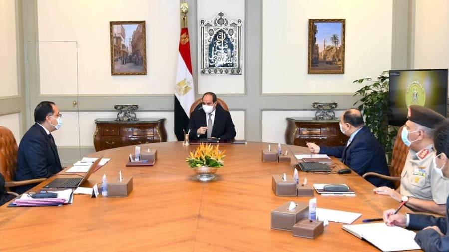 الرئيس خلال الاجتماع الرئيس خلال الاجتماع