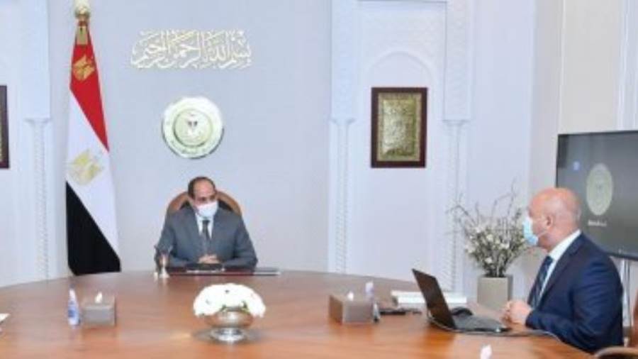 الرئيس السيسى يجتمع برئيس الوزراء ووزير النقل الرئيس السيسى يجتمع برئيس الوزراء ووزير النقل