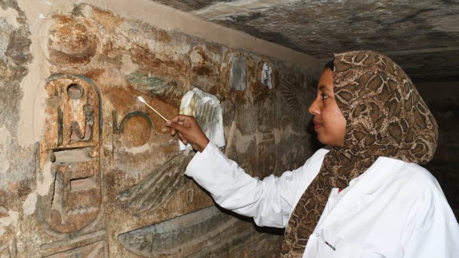 ترميم مقصورة الذهب