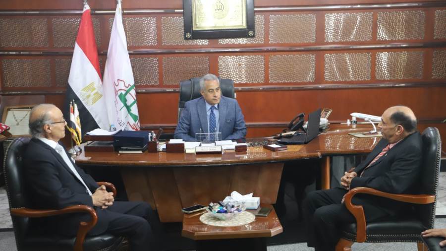 وزير القوى العاملة