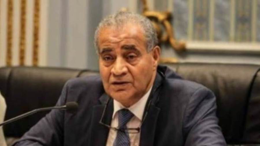 وزير التموين وزير التموين