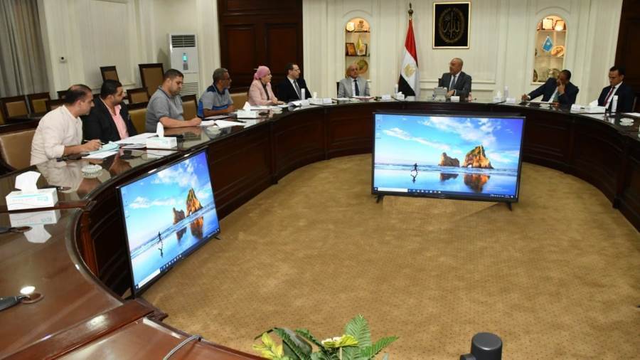 وزير الإسكان