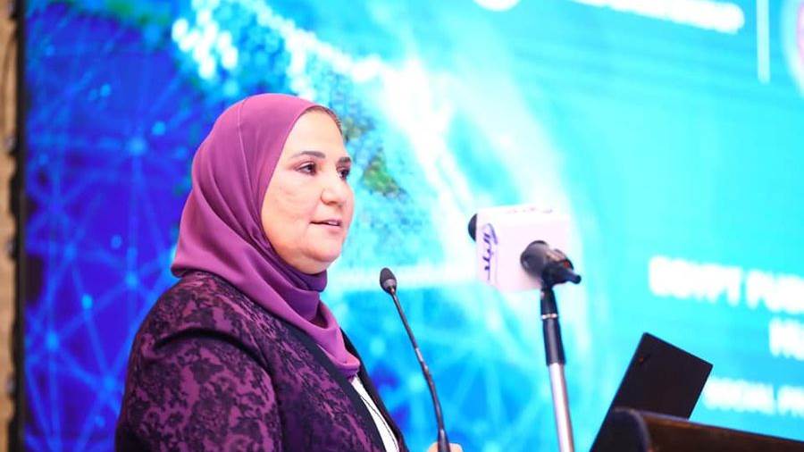 نيفين القباج وزيرة التضامن الاجتماعي نيفين القباج وزيرة التضامن الاجتماعي