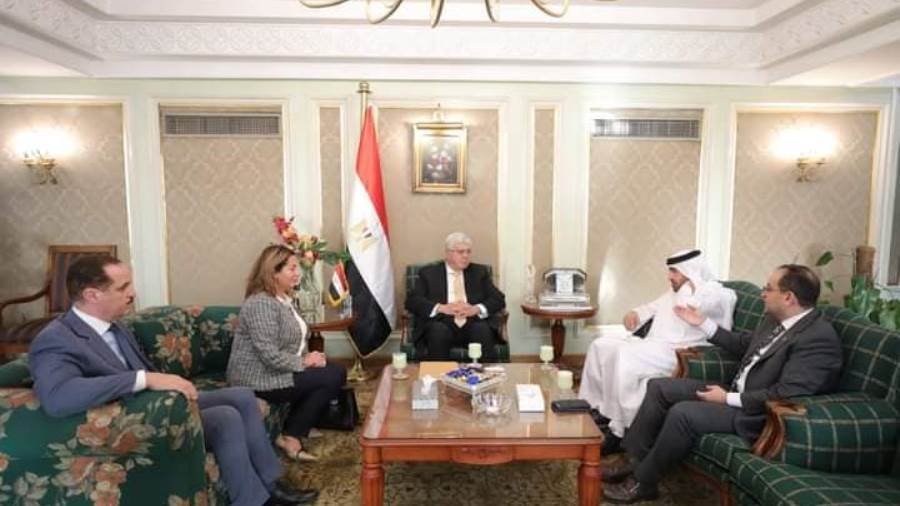 وزير التعليم العالي يبحث تعزيز سبل التعاون مع مؤسسة محمد بن وزير التعليم العالي يبحث تعزيز سبل التعاون مع مؤسسة محمد بن
