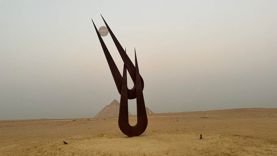شركة دي إتش إل إكسبرس مصر تتعاون مع معرض فنون مصر لنقل أعمال شركة دي إتش إل إكسبرس مصر تتعاون مع معرض فنون مصر لنقل أعمال