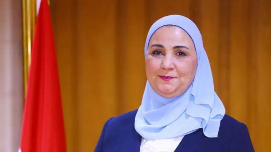 نيفين القباج نيفين القباج