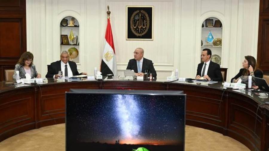 وزير الاسكان