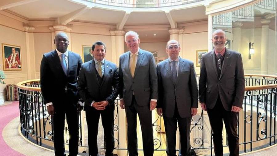 وزير الرياضة