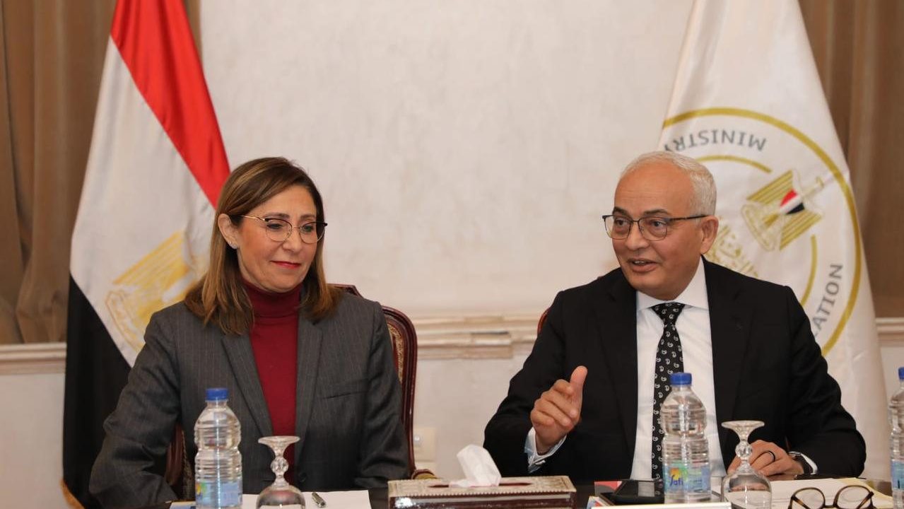 وزيرا التعليم والثقافة يبحثان سبل التعاون وزيرا التعليم والثقافة يبحثان سبل التعاون