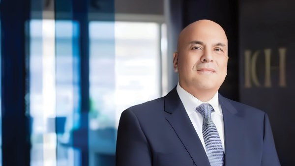 المهندس أمجد حسنين – عضو اللجنة الاستشارية للتنمية العمرانية وتصدير العقار المهندس أمجد حسنين – عضو اللجنة الاستشارية للتنمية العمرانية وتصدير العقار