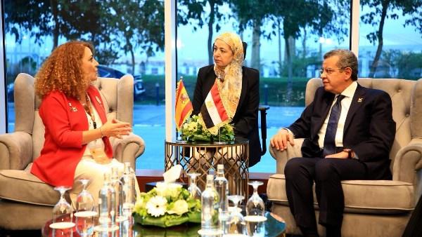 رئيس الجهاز المركزي للمحاسبات يعقد لقاءات ثنائية على هامش أعمال مؤتمر الإنتوساي 25 بشرم الشيخ رئيس الجهاز المركزي للمحاسبات يعقد لقاءات ثنائية على هامش أعمال مؤتمر الإنتوساي 25 بشرم الشيخ