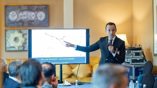 الدكتور عبدالخالق إبراهيم الدكتور عبدالخالق إبراهيم