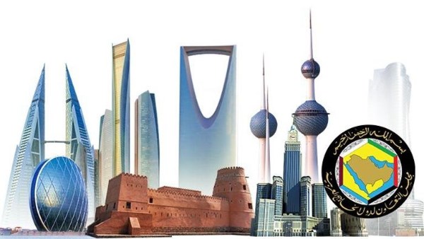 دول الخليج: التوقعات الاقتصادية لا تزال إيجابية مدفوعة بتقليل الاعتماد على النفط