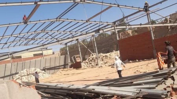 إحالة مسئولين للنيابة لوجود مخالفات جسيمة.. وبدء أعمال إزالة 35 عقار 