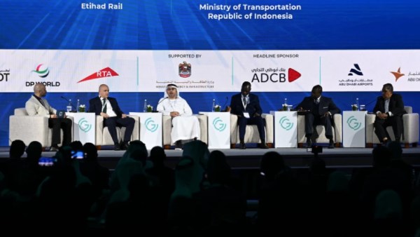 معرض غلوبال ريل 2025.. 11 مذكرة تفاهم لتعزيز قطاع السكك الحديدية والنقل في الإمارات