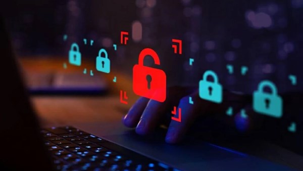  وسط ارتفاع الهجمات الإلكترونية.. الإمارات تحذّر من الإهمال في تأمين الأجهزة الذكية