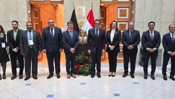 الصحة و«سيمنز هيلثينيرز» تعززان التعاون في تطوير البنية التحتية الصحية والتحول الرقمي الصحة و«سيمنز هيلثينيرز» تعززان التعاون في تطوير البنية التحتية الصحية والتحول الرقمي