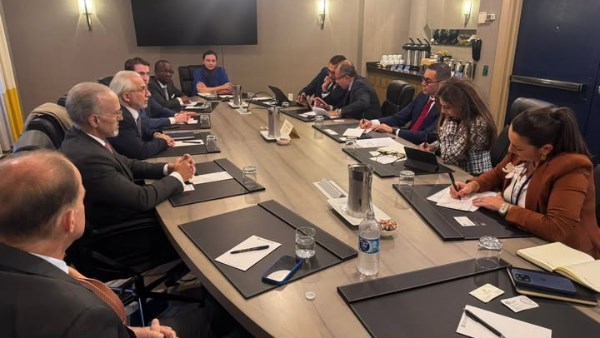 وزير الاستثمار يبحث مع مجموعة IIB Group Holdings فرص التعاون الاستثماري في القطاعات الاستراتيجية بمصر وزير الاستثمار يبحث مع مجموعة IIB Group Holdings فرص التعاون الاستثماري في القطاعات الاستراتيجية بمصر