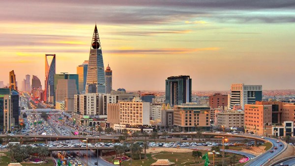 تباطؤ نمو أسعار العقارات في السعودية مع تراجع القطاع السكني تباطؤ نمو أسعار العقارات في السعودية مع تراجع القطاع السكني