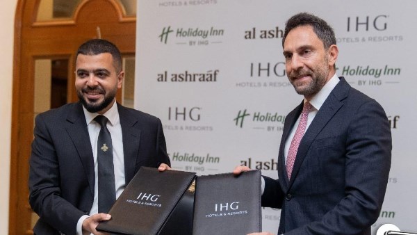 «الأشراف للتطوير العقاري» توقع اتفاقية تعاون مع مجموعة IHG العالمية لإدارة فندق «هوليداي إن» بالعبور «الأشراف للتطوير العقاري» توقع اتفاقية تعاون مع مجموعة IHG العالمية لإدارة فندق «هوليداي إن» بالعبور
