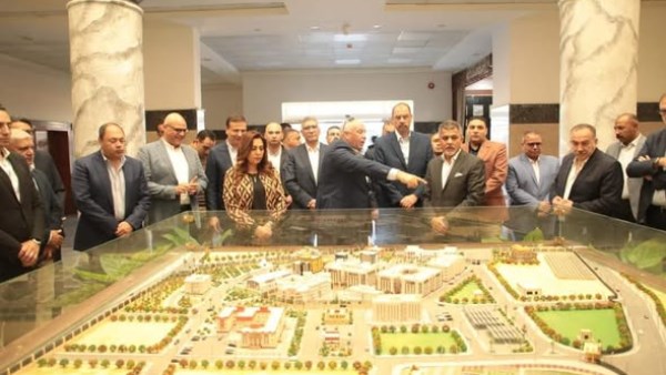 رئيس هيئة تنمية الصعيد يشارك في فعاليات المعرض الزراعي الثاني بمحافظة الوادي الجديد رئيس هيئة تنمية الصعيد يشارك في فعاليات المعرض الزراعي الثاني بمحافظة الوادي الجديد