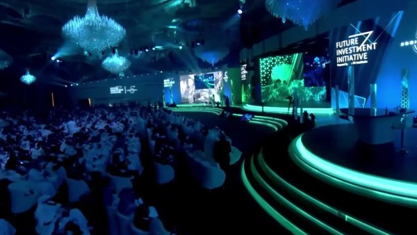 السعودية.. مؤتمر مبادرة مستقبل الاستثمار يناقش تأثير الذكاء الاصطناعي والروبوتات على الإنتاجية  السعودية.. مؤتمر مبادرة مستقبل الاستثمار يناقش تأثير الذكاء الاصطناعي والروبوتات على الإنتاجية