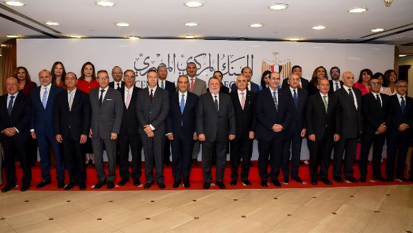 بالتفاصيل.. إطلاق مبادرة "افتح حسابك في مصر" لتحفيز تحويلات المصريين بالخارج وتعزيز الاقتصاد بالتفاصيل.. إطلاق مبادرة "افتح حسابك في مصر" لتحفيز تحويلات المصريين بالخارج وتعزيز الاقتصاد