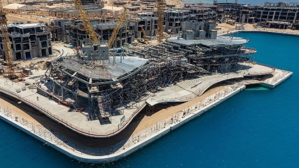  البحر الأحمر الدولية تحصل على تمويل لتطوير وجهة "أمالا" في تبوك