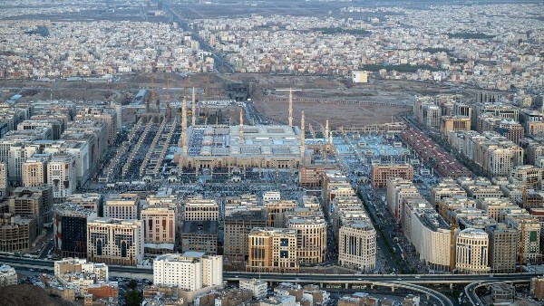 الفرص النوعية والحوافز الحكومية تدفع بنمو الاستثمارات الأجنبية في منطقة المدينة المنورة الفرص النوعية والحوافز الحكومية تدفع بنمو الاستثمارات الأجنبية في منطقة المدينة المنورة