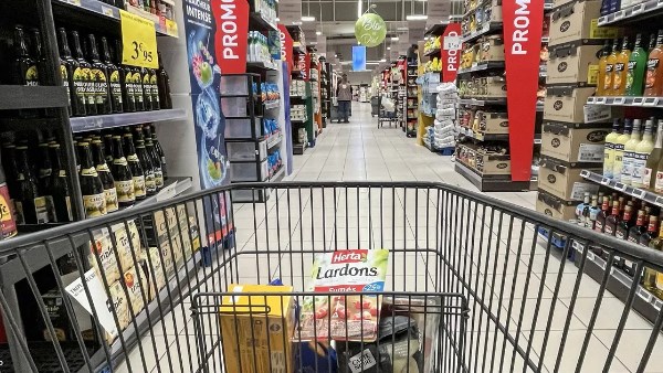 تباطؤ التضخم في فرنسا إلى أقل من المستهدف الأوروبي  تباطؤ التضخم في فرنسا إلى أقل من المستهدف الأوروبي