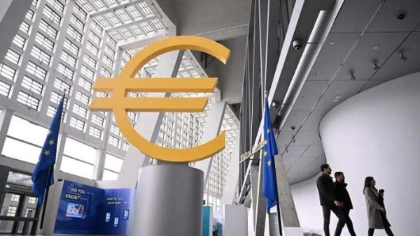 استقرار معدل البطالة في منطقة اليورو عند 6.3% خلال سبتمبر استقرار معدل البطالة في منطقة اليورو عند 6.3% خلال سبتمبر