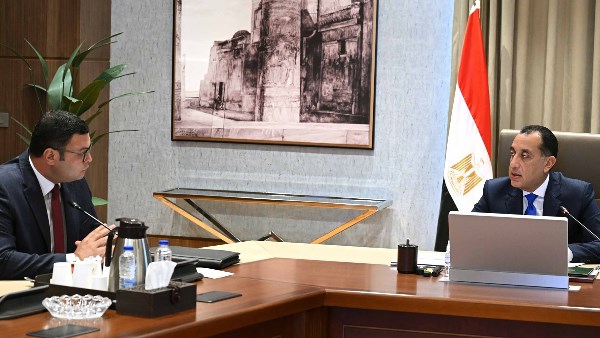 رئيس مجلس الوزراء رئيس مجلس الوزراء