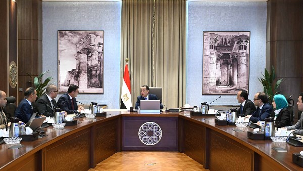 رئيس مجلس الوزراء رئيس مجلس الوزراء