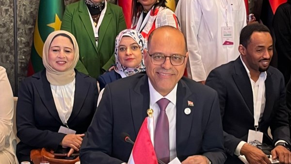 وزير العمل محمد جبران وزير العمل محمد جبران