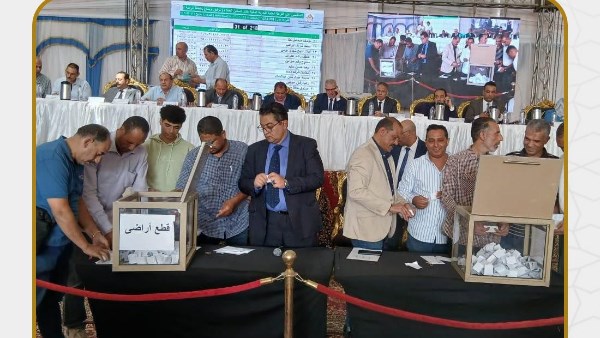 وزير الإسكان وزير الإسكان