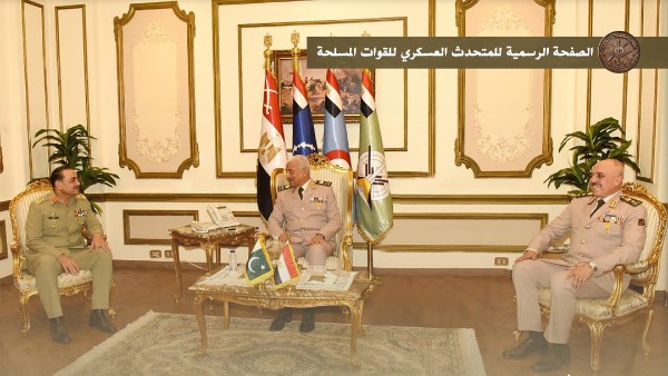 وزير الدفاع وزير الدفاع