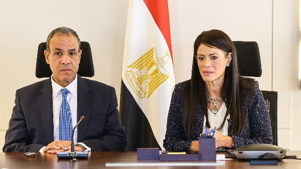 وزيرة التخطيط ووزير الخارجية وزيرة التخطيط ووزير الخارجية
