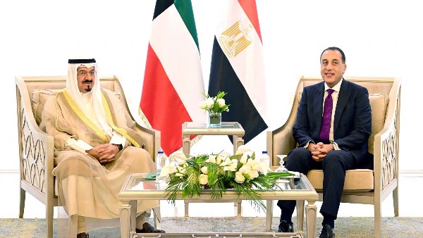 مدبولي والشيخ أحمد عبد الله الأحمد مدبولي والشيخ أحمد عبد الله الأحمد