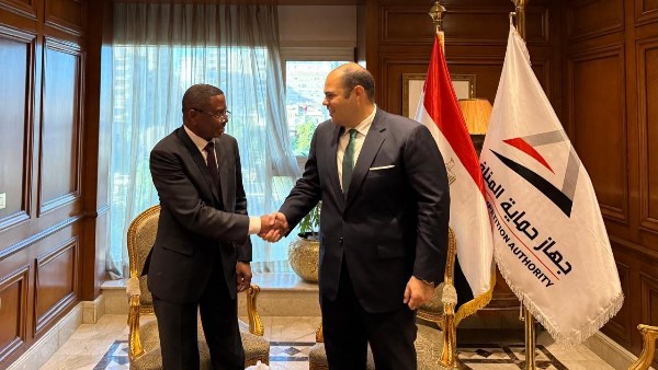 الدكتور محمود ممتاز  الدكتور محمود ممتاز