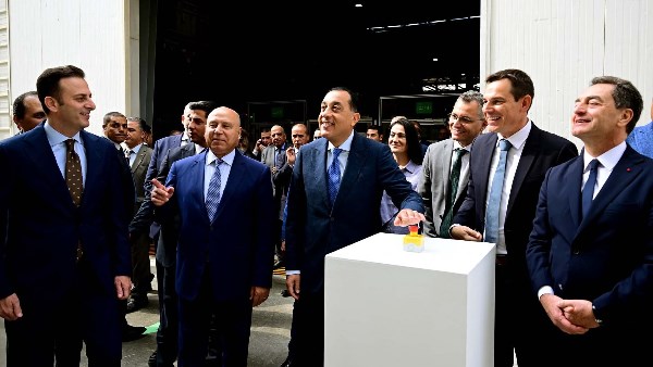  رئيس الوزراء 