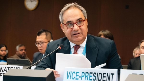 السفير علاء حجازي