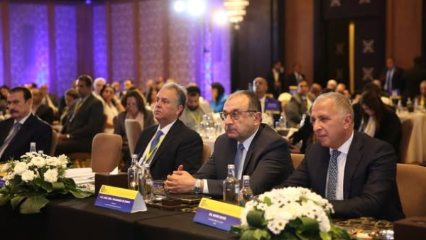 وزير قطاع الأعمال العام يكشف عن الفرص الاستثمارية بخصوص التحول الأخضر 