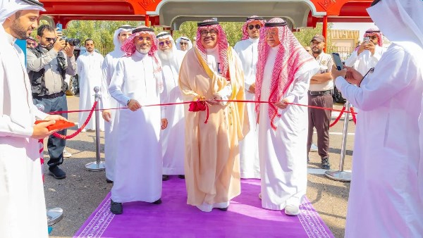 افتتاح خط الإنتاج الثاني لمصنع المتحد السعودي ووضع حجر الأساس لمشروع الألياف الصحية بينبع الصناعية