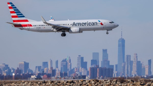 اضطرابات متصاعدة في حركة الطيران الأمريكي مع استمرار الإغلاق الحكومي